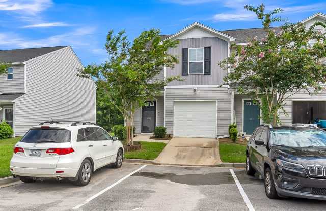 Beautiful Goose Creek Townhome!