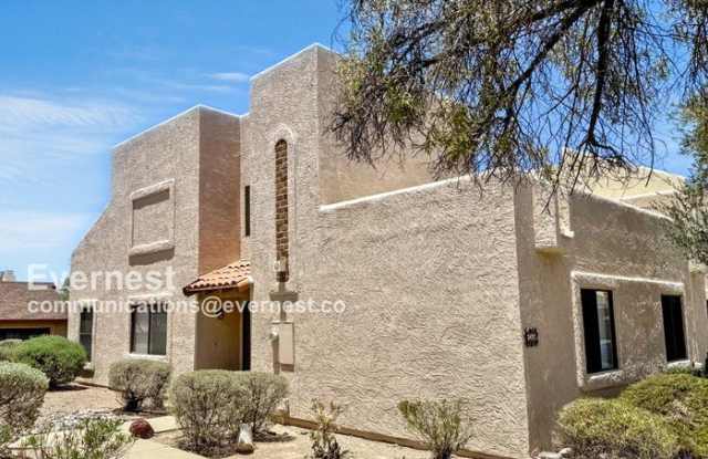 2457 North Ironwood Ridge Drive