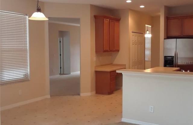 225 LARGOVISTA DRIVE