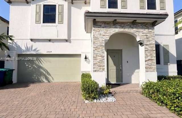 22634 SW 131st Pl # 22634 MIAMI, FL 33170