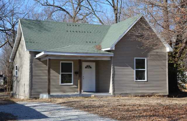 2 Bedroom home, UPDATED