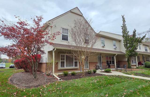 Gorgeous 3-Bedroom End-Unit Townhouse in North Brunswick – Prime Location!