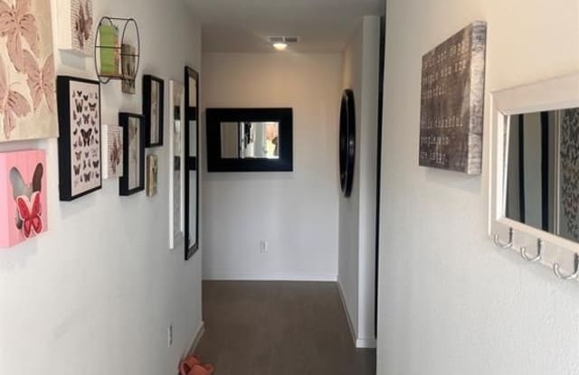 14143 Hammersmith Street