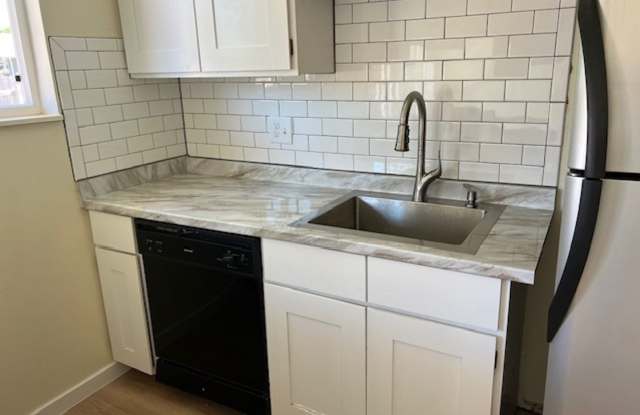Amazing 4 bedroom 3 bedroom Westminster half duplex