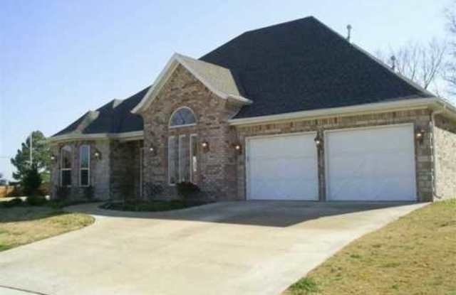 3602 W Legacy Lane