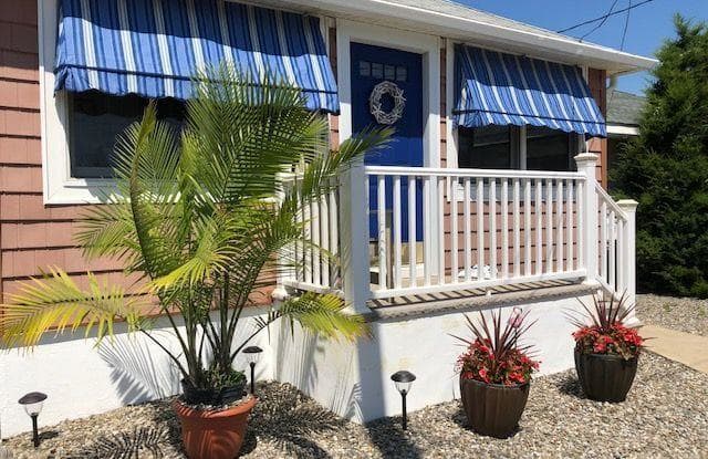 117 Ocean Avenue - 117 Ocean Avenue, Point Pleasant Beach, NJ 08742