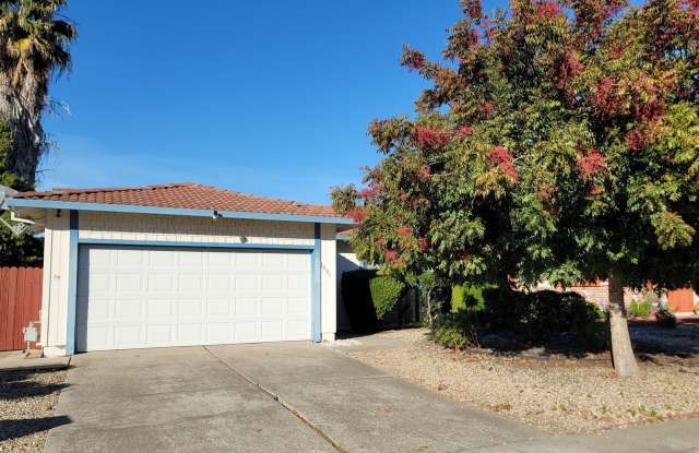 Photo of 1031 Fallbrook Drive