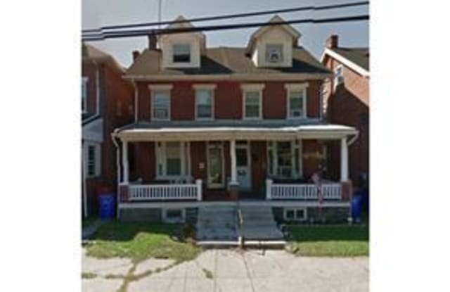 226 OAK STREET - 226 Oak Street, Pottstown, PA 19464