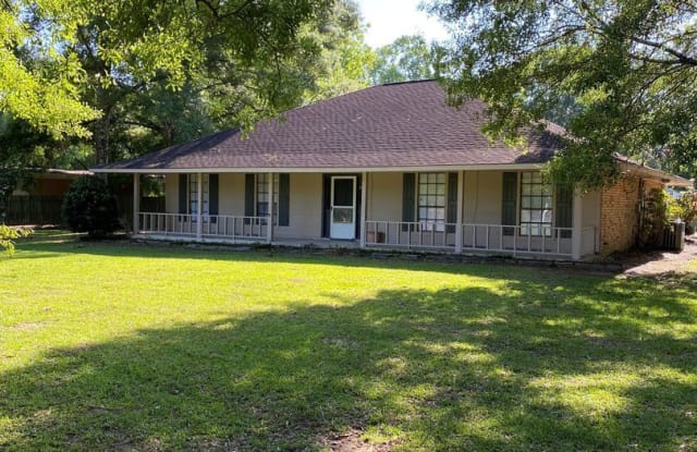 24453 Walker So. Rd. - 24453 Walker South Road, Livingston County, LA 70726