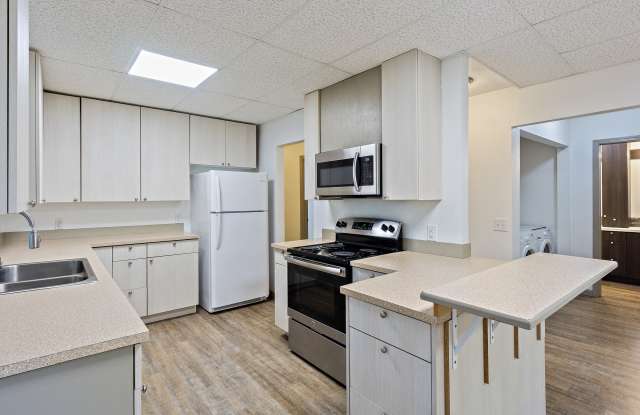 23109 25th Avenue South#2