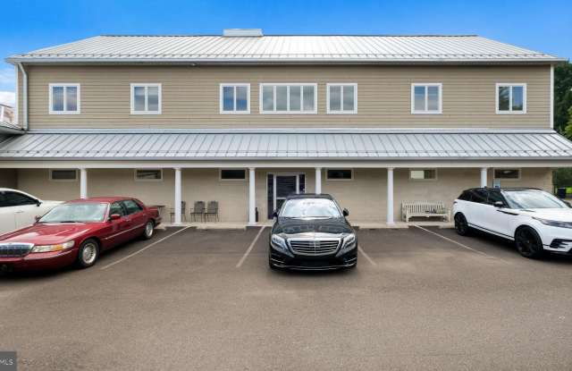 Photo of 74 SPRING LAKE Drive unit: 2