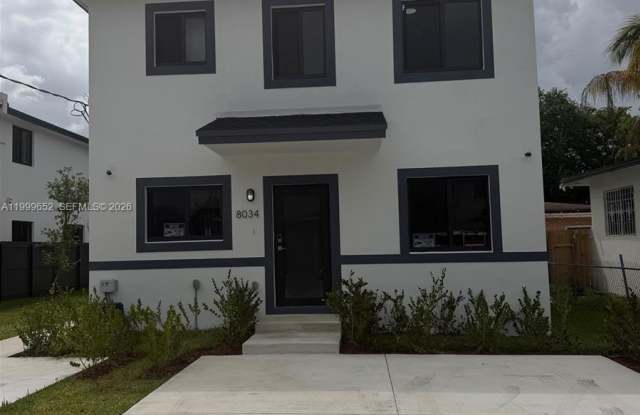 8034 NW 14 PL