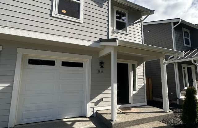 1818 Chipman Street SE