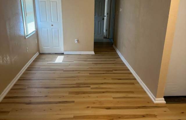 Photo of Newly Remodeled 2 Bed 1 Bath home!