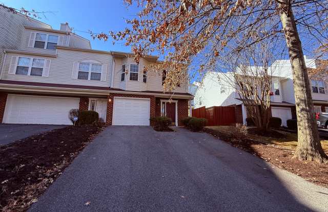 3 Bedroom, 2 Bath Townhouse