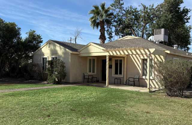 1002 S Roosevelt Street