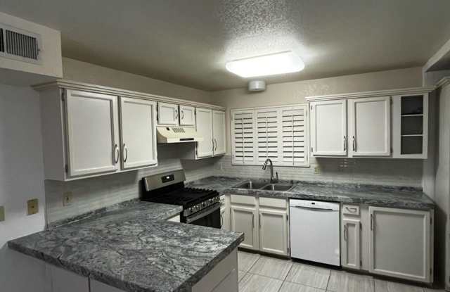 1158 HUNTERS RIDGE Place