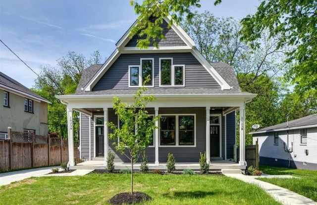 Photo of Beautiful 4 Bedroom East Nashville Duplex!