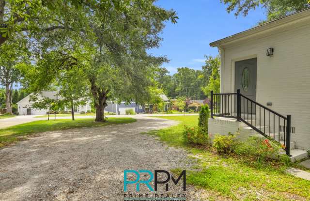 12 Greenwood Avenue - Unit B