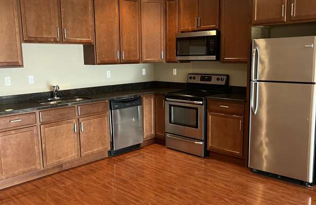 7405  Lions Gate Parkway