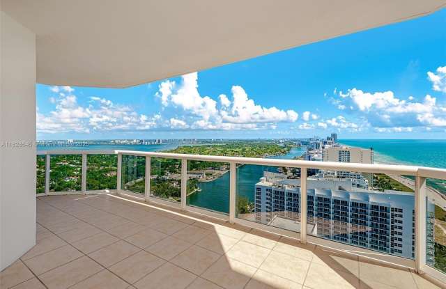 Photo of 4779 Collins Ave