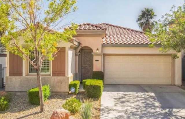 Newly remodeled one story in the highly desirable Summerlin area! Den convertible to a 3rd bedroom. - 11429 Drappo Avenue, Las Vegas, NV 89138