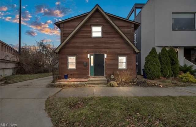 Photo of 2013 W 19th Street