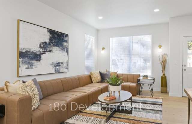 Photo of 1649 NW 12th Street