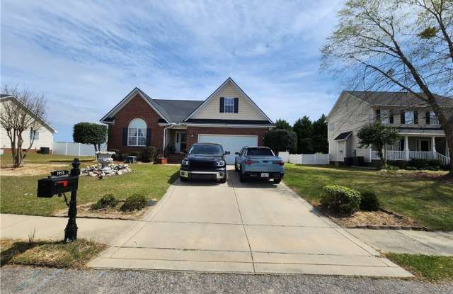 1915 Brawley Avenue - 1915 Brawley Avenue, Fayetteville, NC 28314