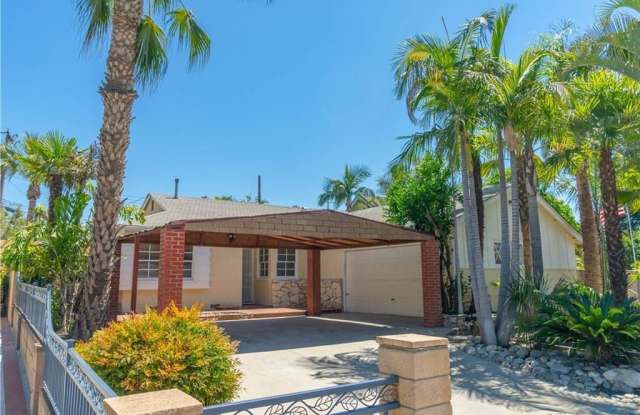 1114 N Bonnie Cove Avenue