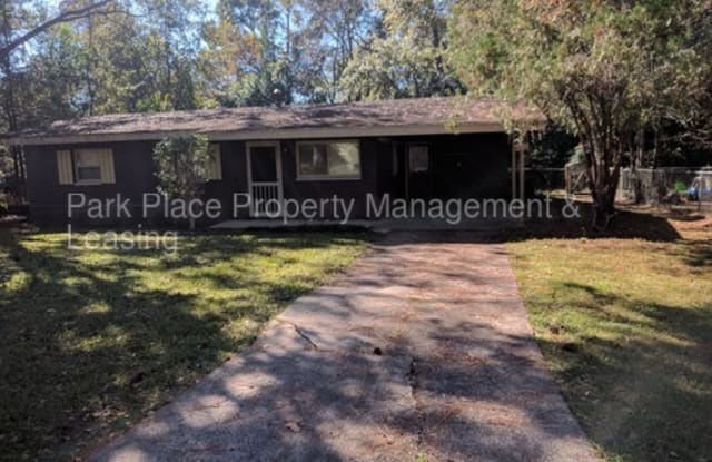 2305 Oxford Road - 2305 Oxford Road, Tallahassee, FL 32304