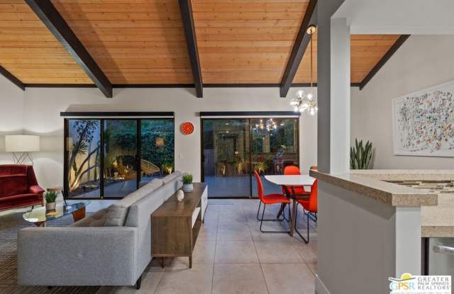 70100 Mirage Cove Dr unit: 10