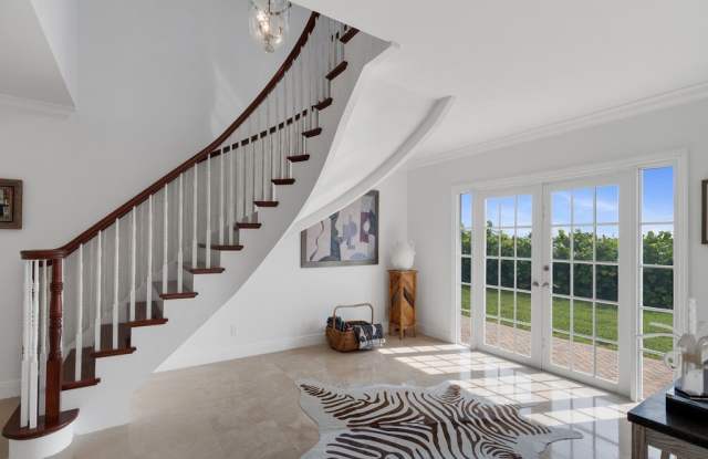 2280 Silver Sands Court