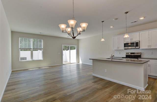 30 Woodsdale Place SE Concord Professionally Managed by Select Real Estate Group INC