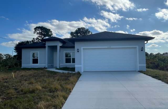 Brand-New 4BR/2BA Luxury Home with 2-Car Garage – Desirable 33971 Location