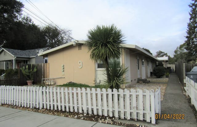 9 10th Street - 9 10th Street, Santa Rosa, CA 95401