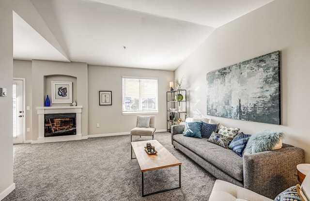 Bella Sonoma Apartment Homes