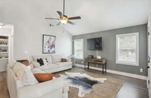 1384 Lanvale Drive SW