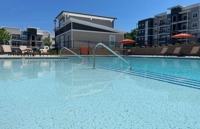 Tuscany con Terrazza | 1 Bed 1 Bath | 773 sf