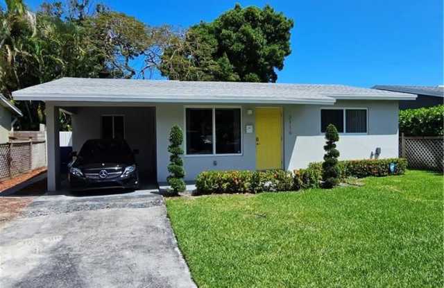 2116 NE 11th Ave