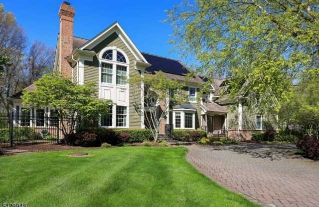 72 Mine Brook Rd