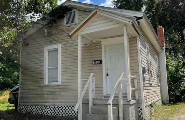 Photo of 1966 W 26th St