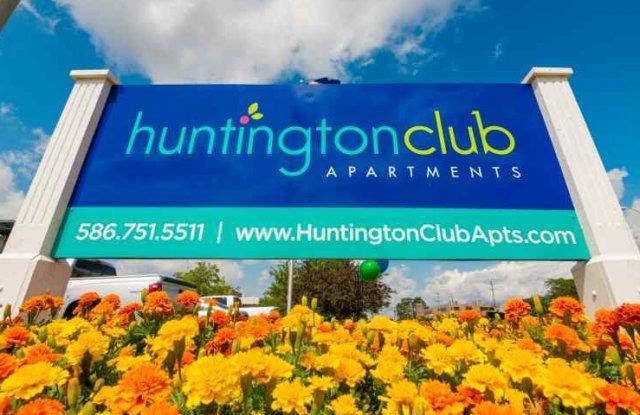 Huntington Club Apartments