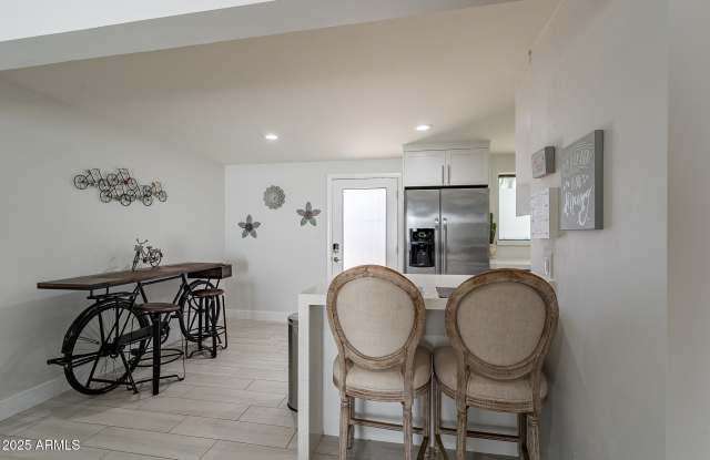 4351 N 36TH Street unit: 3