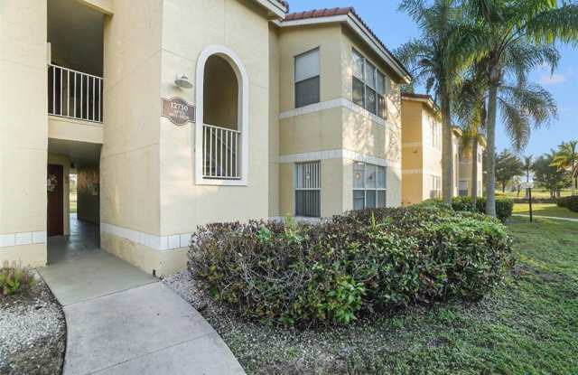 12730 Vista Isles Dr