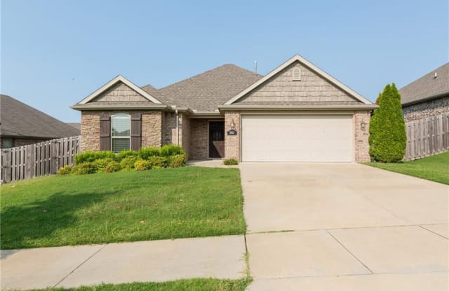 3053 Downs  AVE - 3053 North Downs Avenue, Fayetteville, AR 72704