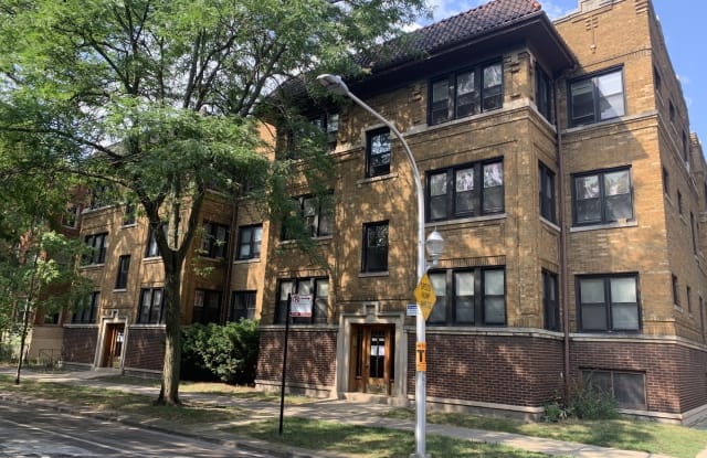 5352 N Winthrop Avenue - 5352 North Winthrop Avenue, Chicago, IL 60640