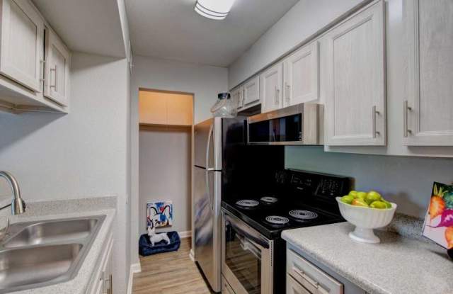 University Green Apartments