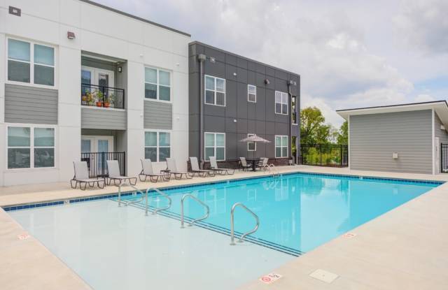 Photo of Radius at Donelson