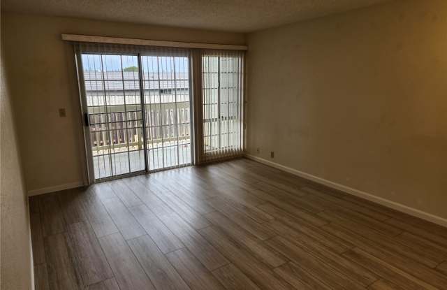 94-1461 Waipio Uka Street unit: P203